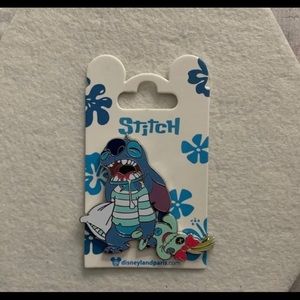Stitch waking up with Scrump DisneyLand Paris Pin